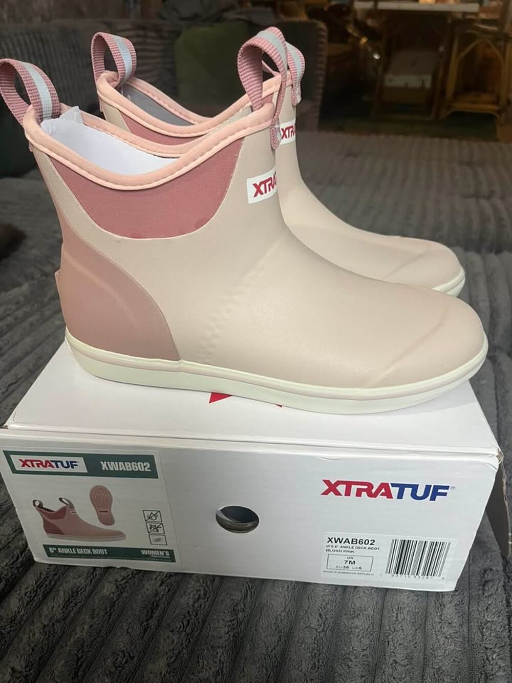 XTRATUF Women's 6" Ankle Deck Boot Blush Pink Size 7M New